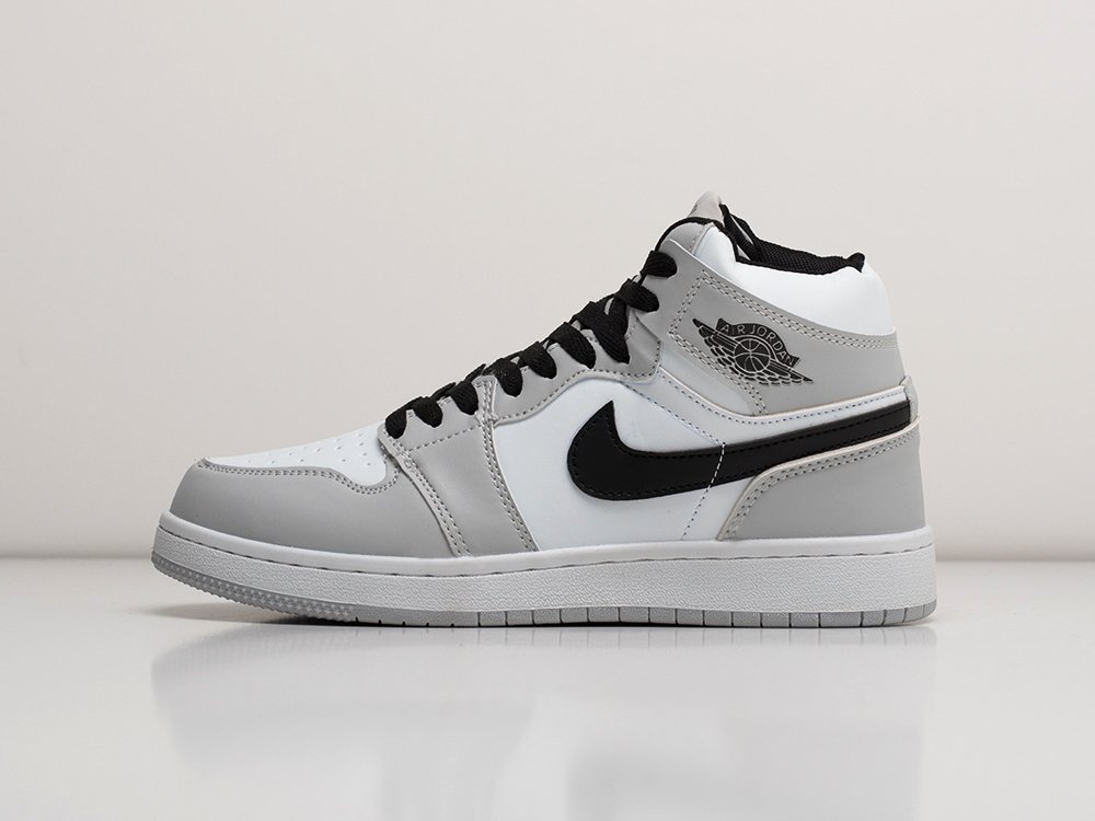 Nike jordan 1 mid winterized store